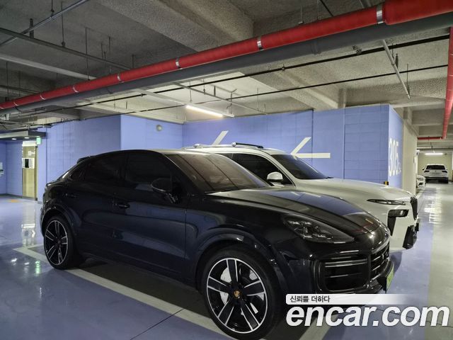 Porsche Cayenne 2021