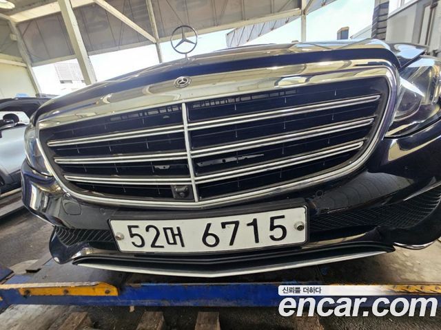Mercedes-Benz E-Class 2017