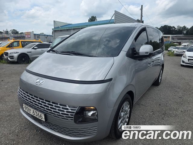 Hyundai Staria 2021