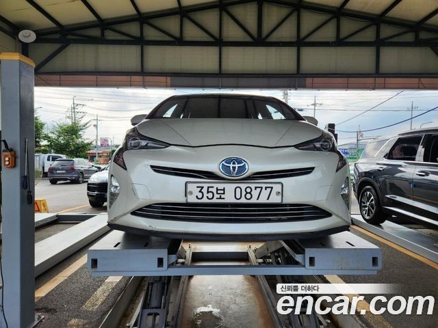 Toyota Prius 2016