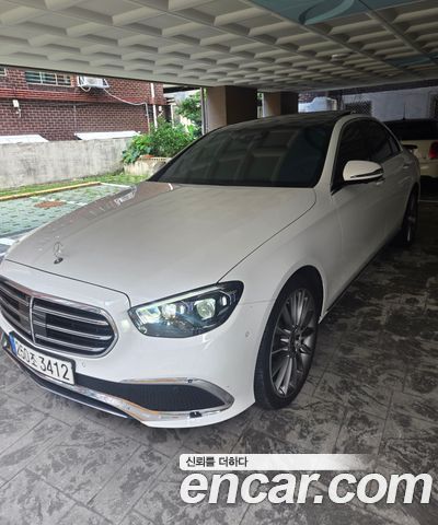 Mercedes-Benz E-Class 2022