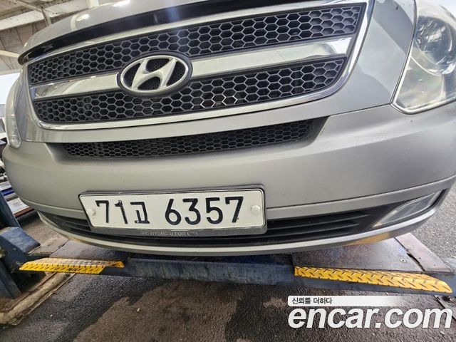 Hyundai Starex 2011