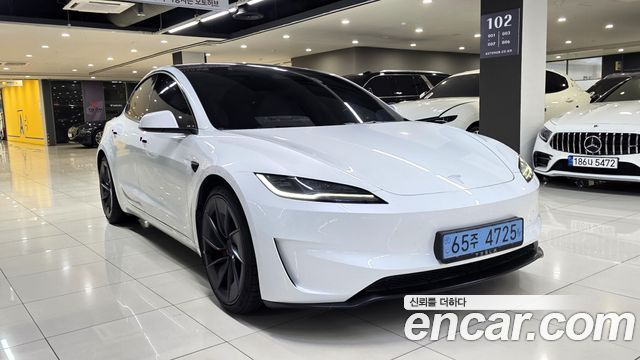Tesla Model 3 2025