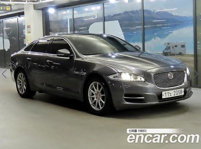 Jaguar XJ 2015