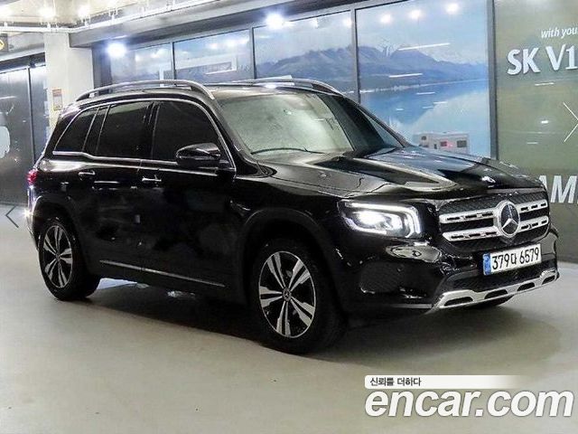 Mercedes-Benz GLB-Class 2020