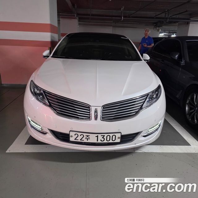Lincoln MKZ 2015