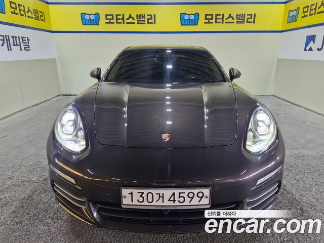 Porsche Panamera 2016