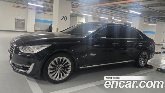 Genesis EQ900 2017