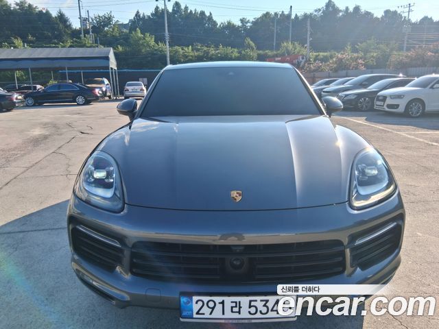 Porsche Cayenne 2022