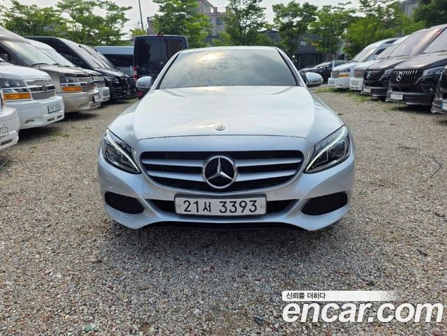 Mercedes-Benz C-Class 2018