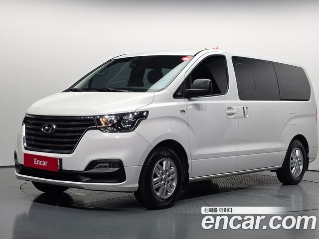 Hyundai Starex 2019
