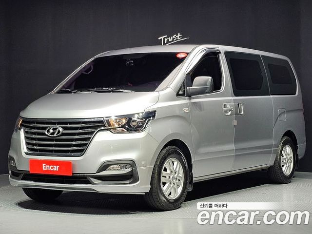 Hyundai Starex 2018
