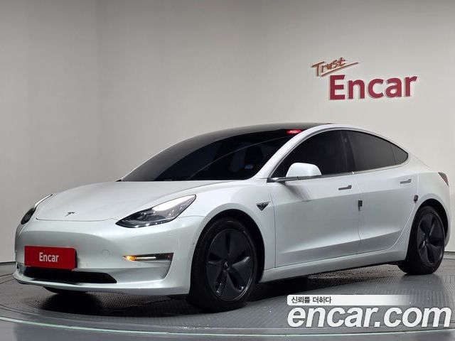 Tesla Model 3 2020