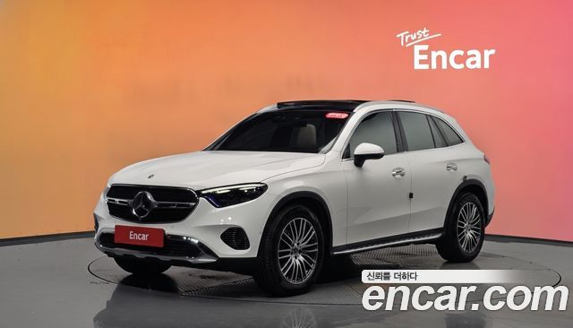 Mercedes-Benz GLC-Class 2024
