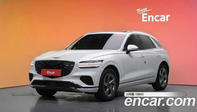 Genesis GV70 2025