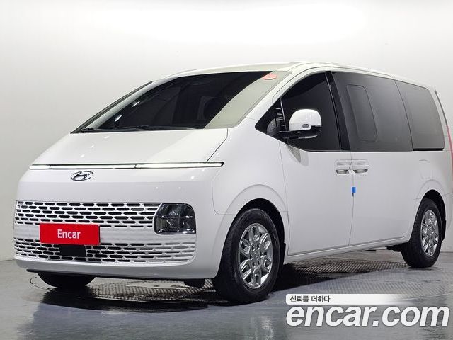 Hyundai Staria 2023