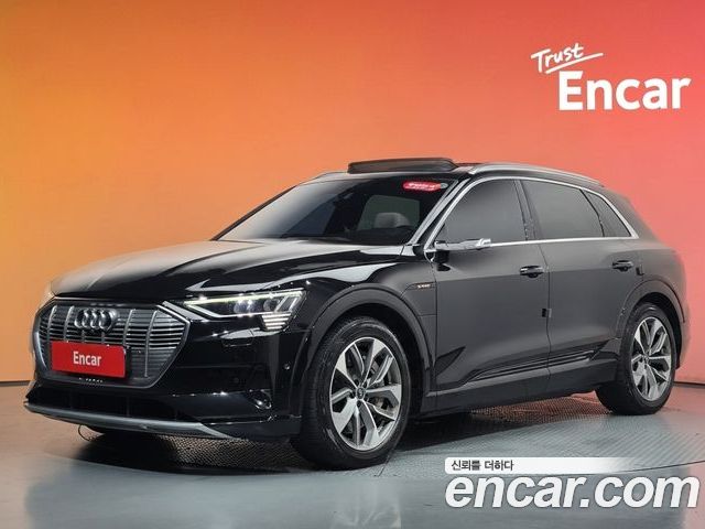 Audi e-tron 2022