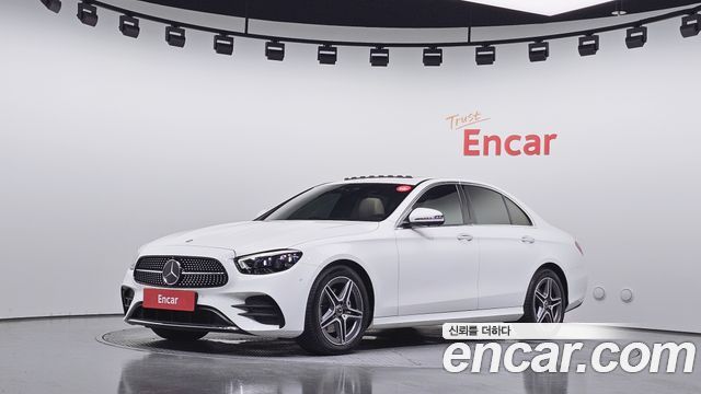 Mercedes-Benz E-Class 2023