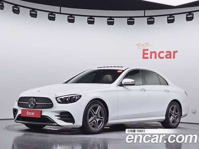 Mercedes-Benz E-Class 2023