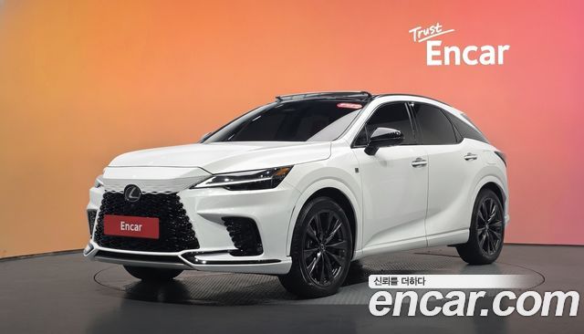 Lexus RX 2024