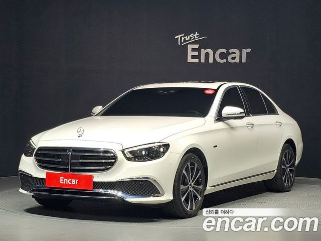 Mercedes-Benz E-Class 2021