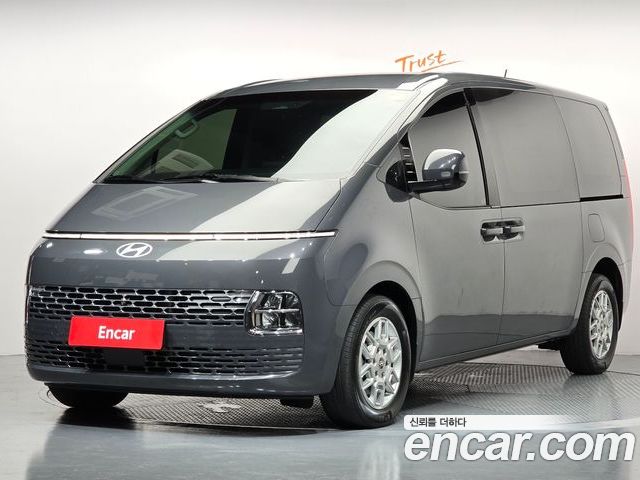 Hyundai Staria 2025