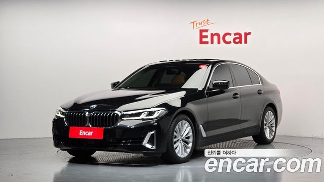 BMW 5-Series 2023