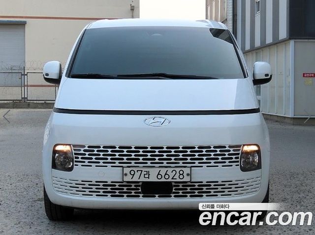 Hyundai Staria 2021