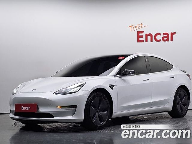Tesla Model 3 2020