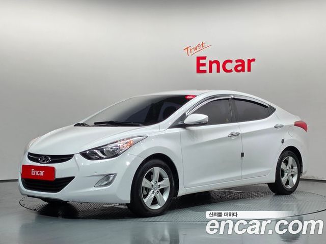 Hyundai AVANTE 2012
