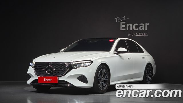Mercedes-Benz E-Class 2024