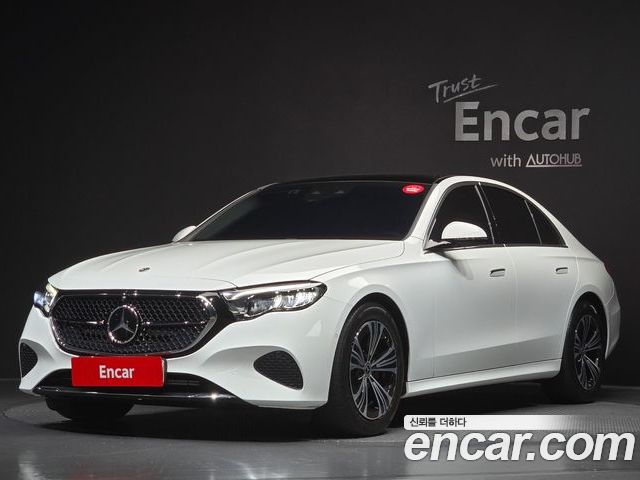 Mercedes-Benz E-Class 2024