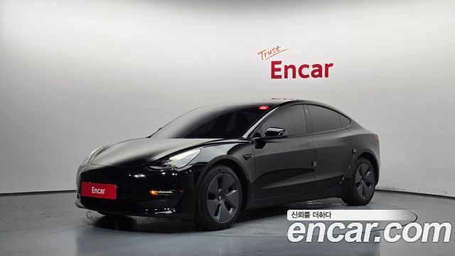 Tesla Model 3 2022