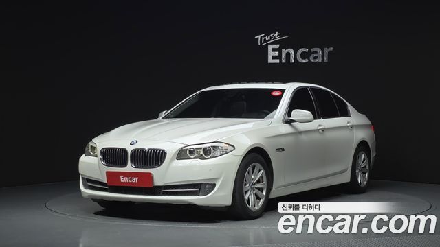 BMW 5-Series 2011