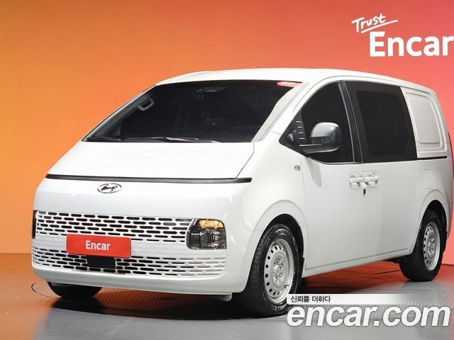 Hyundai Staria 2022