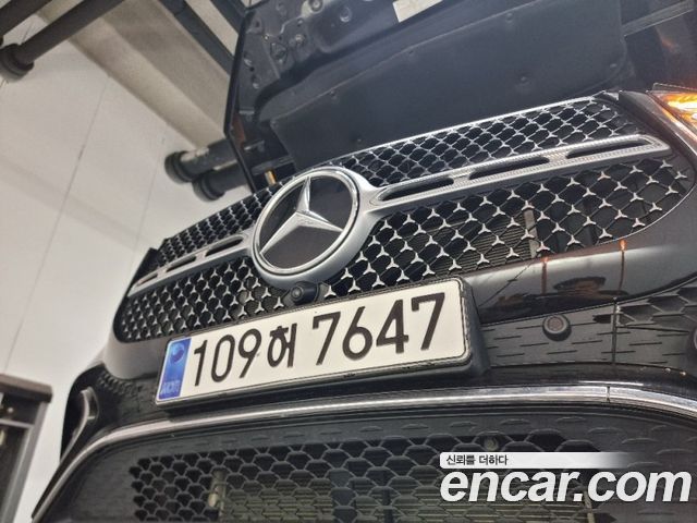 Mercedes-Benz GLE-Class 2025