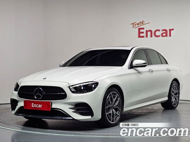 Mercedes-Benz E-Class 2023