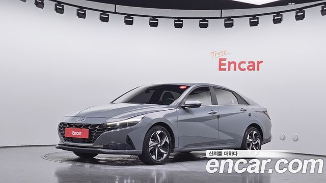 Hyundai AVANTE 2022