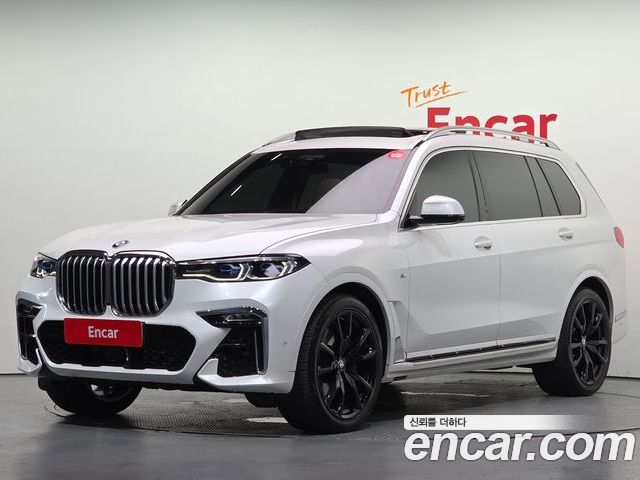 BMW X7 2021