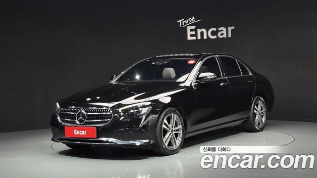 Mercedes-Benz E-Class 2023