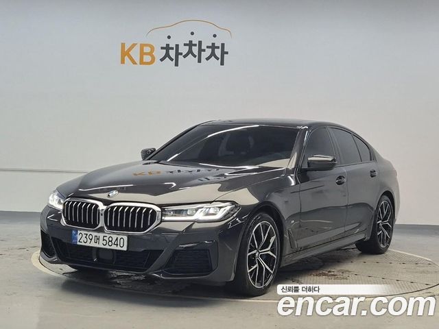 BMW 5-Series 2023
