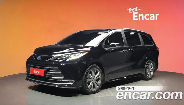Toyota Sienna 2024