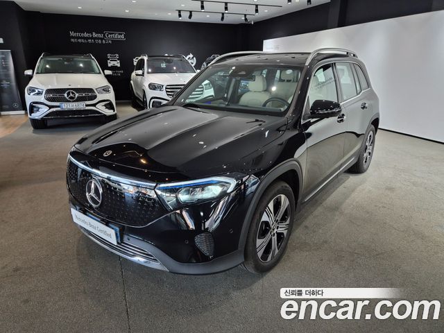 Mercedes-Benz EQB 2026