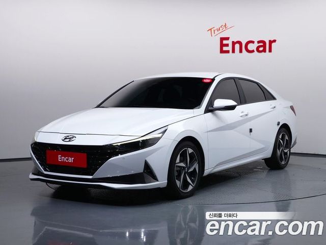 Hyundai AVANTE 2022