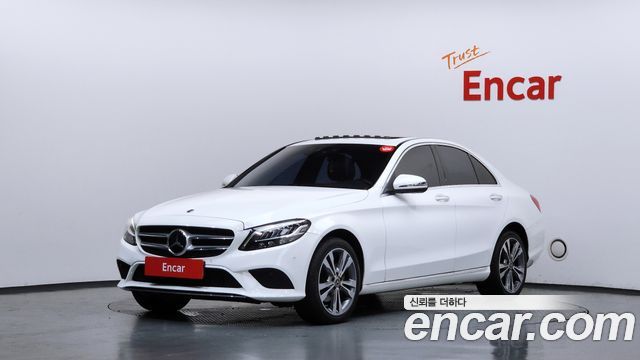 Mercedes-Benz C-Class 2021