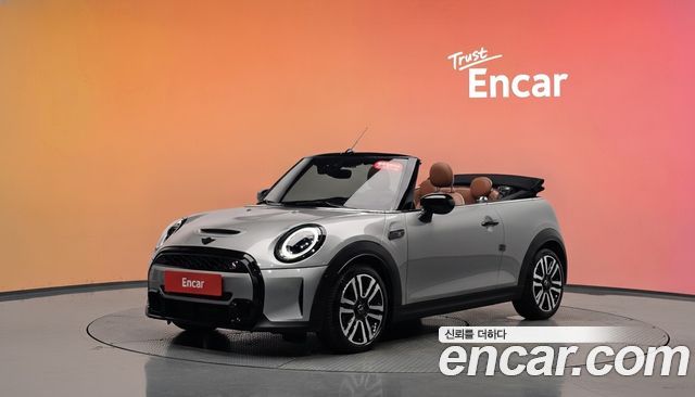 Mini Cooper Convertible 2024