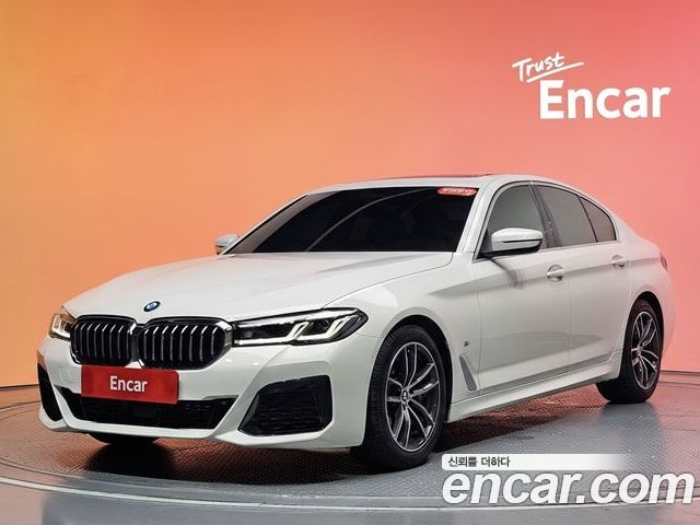 BMW 5-Series 2023