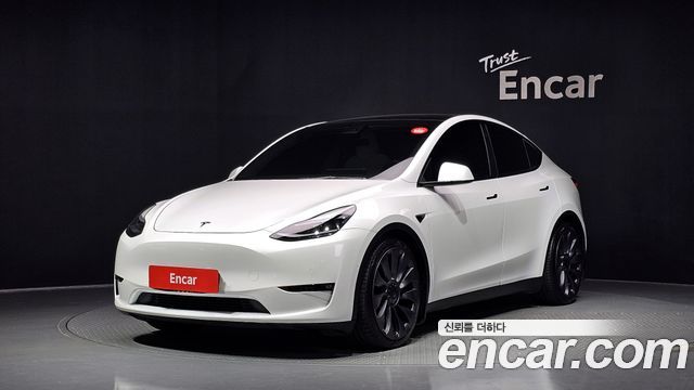 Tesla Model Y 2021
