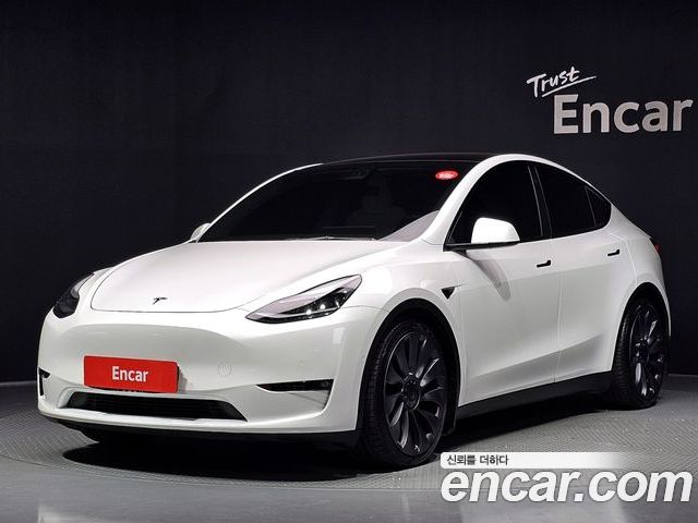 Tesla Model Y 2021