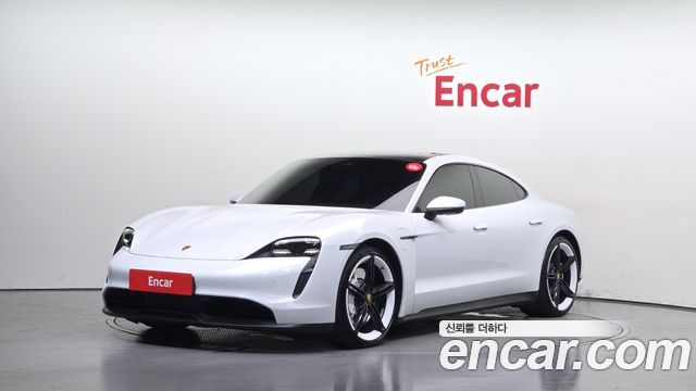 Porsche Taycan 2021
